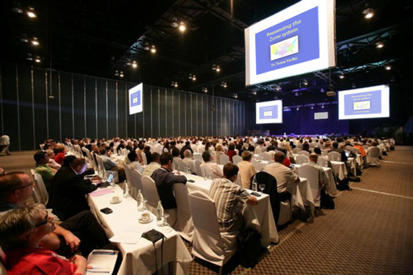 Society members attend a presentation by Dr. Teresa Hadley at AAS's 2014 Annual Meeting